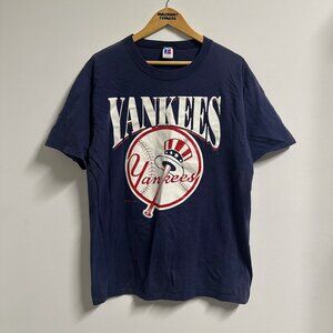 Vintage 1996 New York Yankees Russell Athletic Blue Tshirt Mens Large Sun Faded